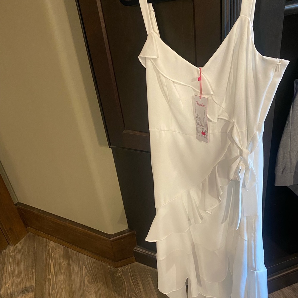Beautiful white ruffle dress, new with tags - Picture 6 of 6
